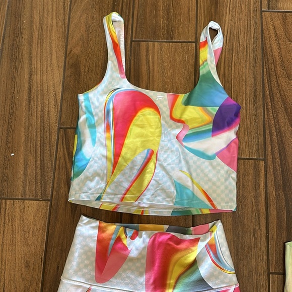 Fabletics set of two sold together like new gorgeous size medium - Picture 3 of 3